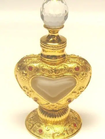 Bouteille Musc en forme de coeur translucide