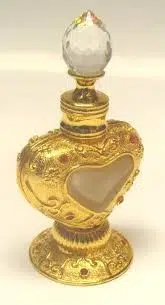 Bouteille Musc en forme de coeur translucide