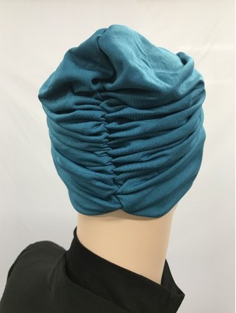 Bonnet plissé avec noeud en lycra