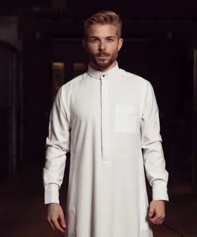 QAMIS AL AMEER AA1895
