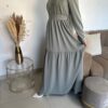 Abaya Robe longue Mélina avec bandes dentelle – Image 3