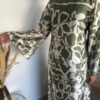 Robe Abaya d'été longue fleurie en satin – Image 2