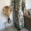 Robe Abaya d'été longue fleurie en satin – Image 3