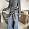 Robe Combinaison portefeuille en satin – Image 7