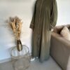 Robe Abaya Hasna uni avec bande pailletée – Image 4