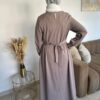 Robe Zohra Taupe clair sertie de perles diamants – Image 9