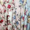 Robe Abaya imprimée de fleurs et boutonnée – Image 6