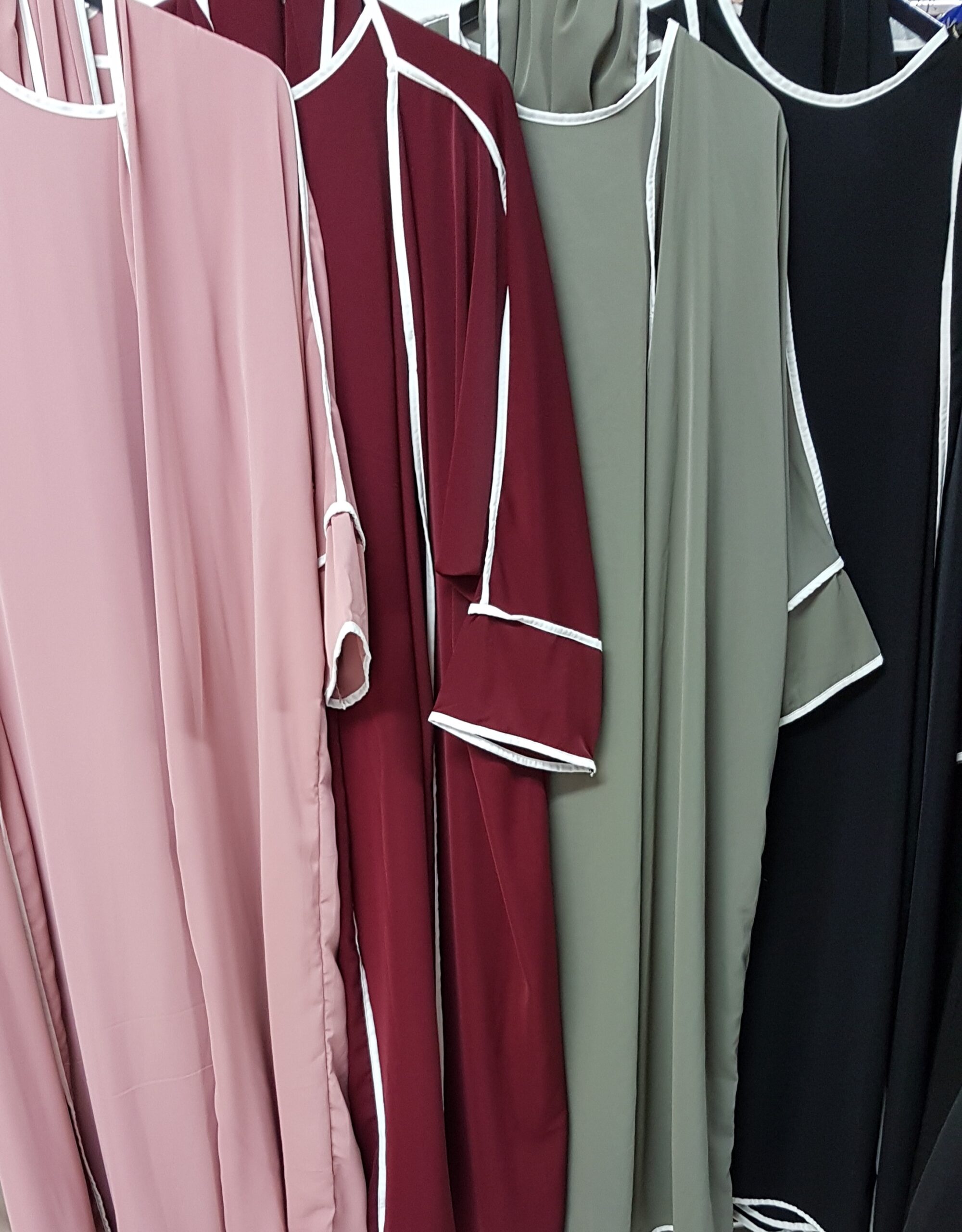 Ensemble Kimono, Robe sans manches et Hijab – Image 5