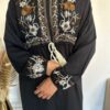 Abaya Robe avec broderies fleurs et ceinture – Image 2