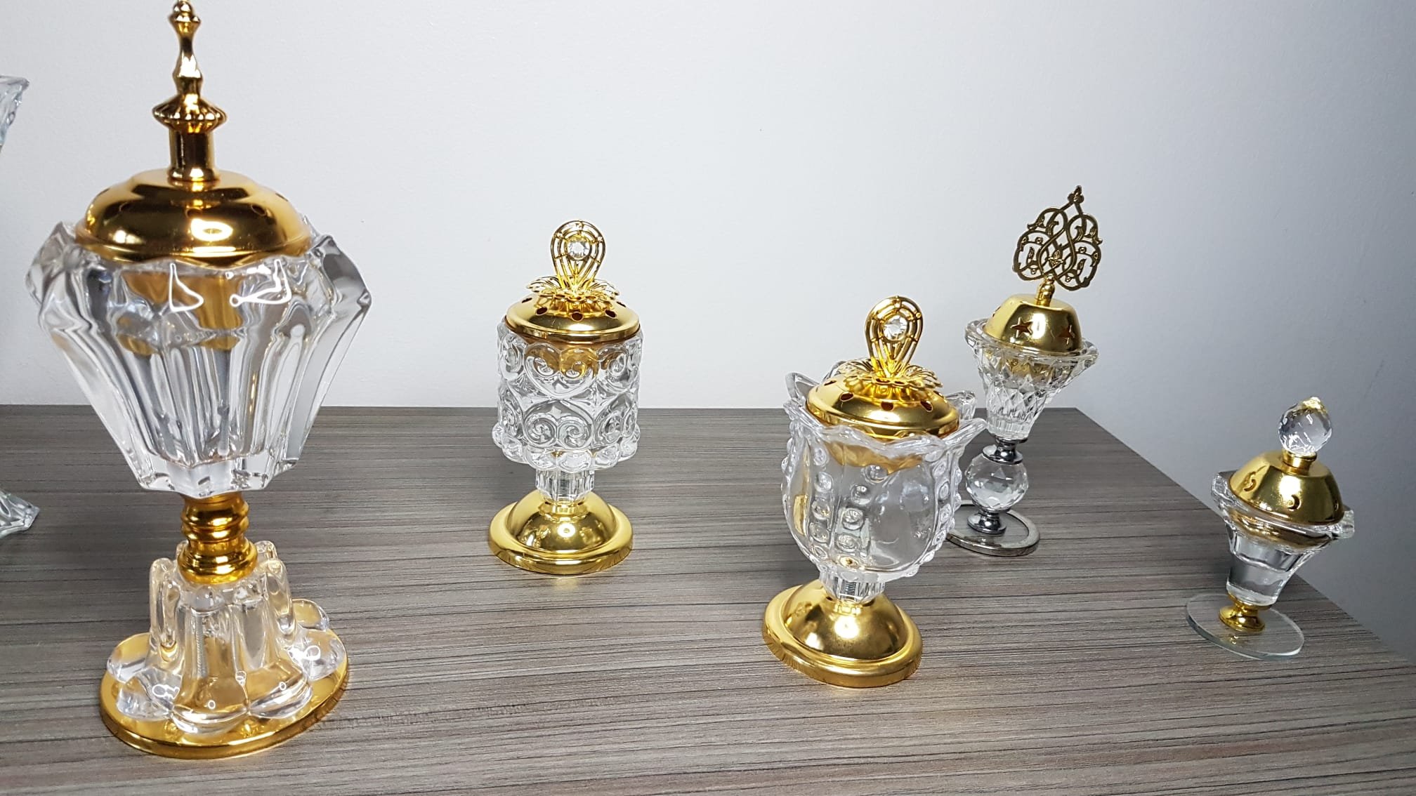 Brûleur d'Encens en Verre avec Couvercle Doré - Grand format 23 x 10 cm – Image 3