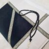 Tapis De Prière Bicolore Noir/blanc en Velours Luxe – Image 2