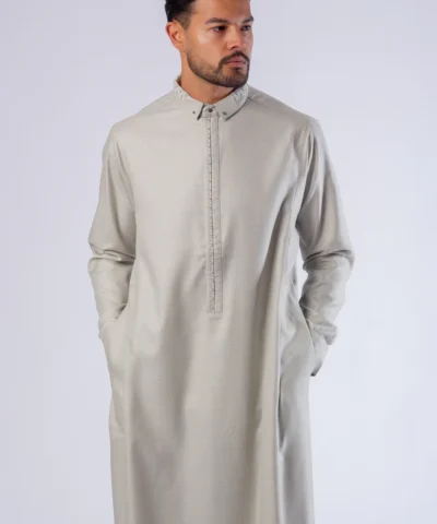 QAMIS AL AMEER AAR25329