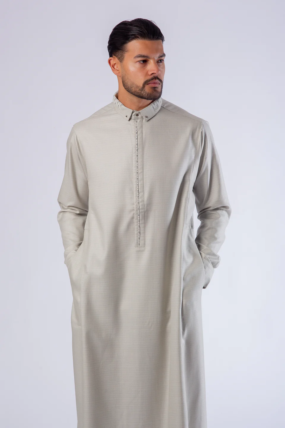 QAMIS AL AMEER AAR25329