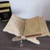 Porte-Coran en Bois Clair – Calligraphie Dorée – Image 5