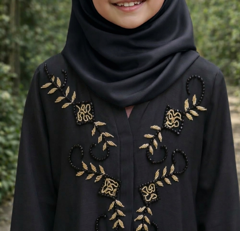 Abaya Fillette "Perles d'Orient" – Élégance & Tradition – Image 5
