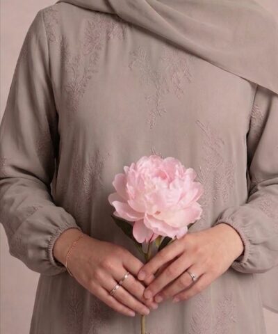Alternative view of Ensemble "Floral Jazz": Robe et voile