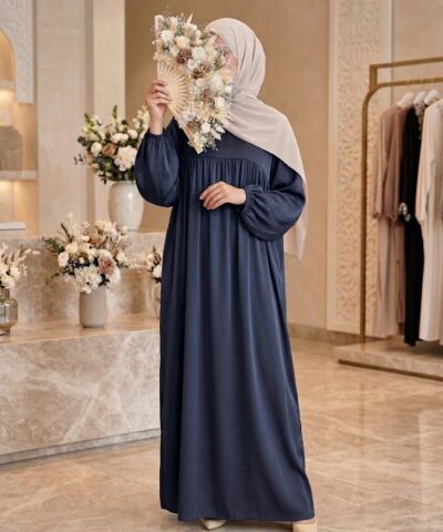 Robe Longue Yasmine — Coupe Froncée Poitrine & Manches Ballon